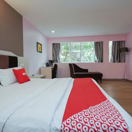 Capital O 89919 Hotel Hari Hari クアラルンプール エクステリア 写真