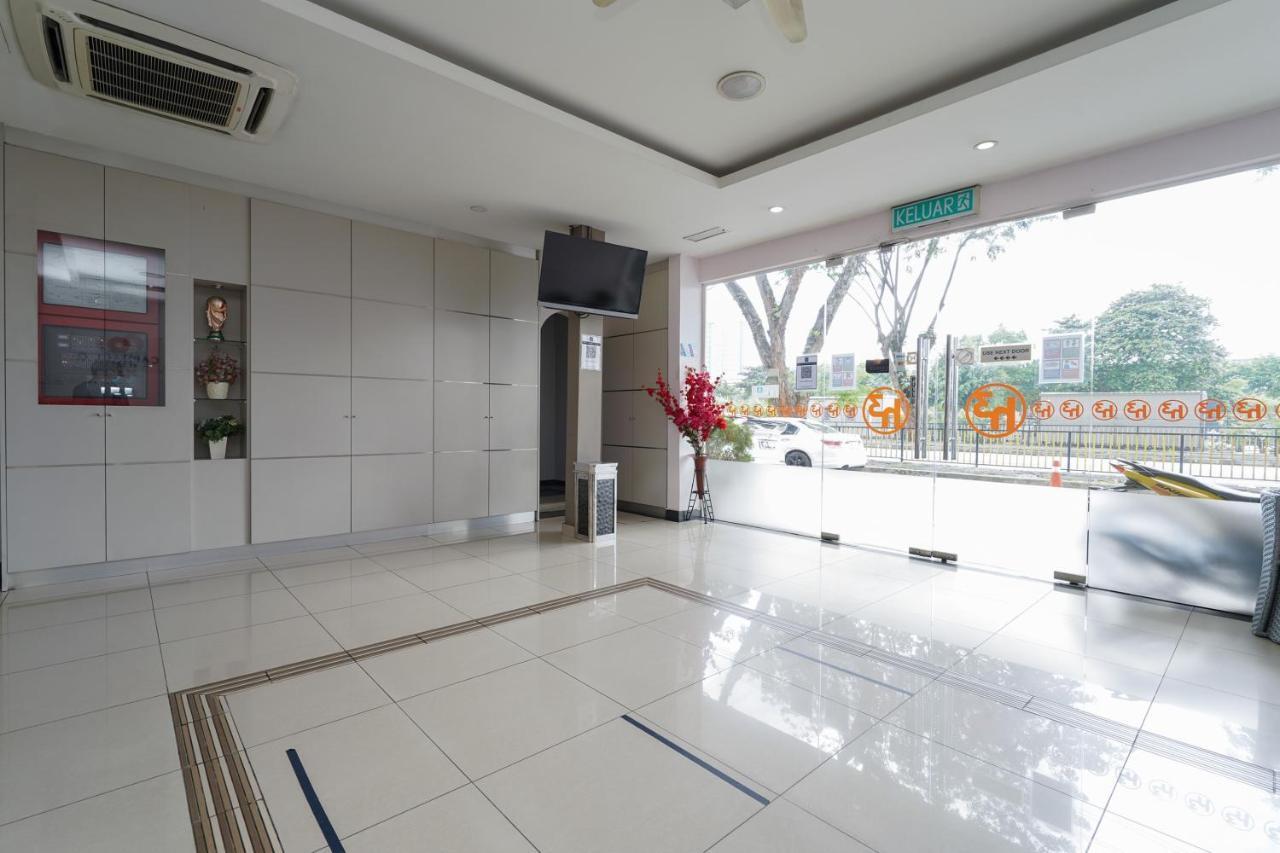 Capital O 89919 Hotel Hari Hari クアラルンプール エクステリア 写真